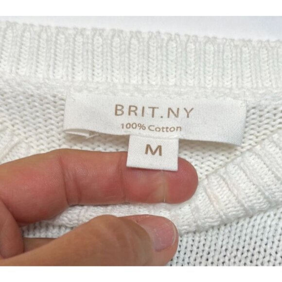 Brit NY White Crewneck Knit Sweater Tennis Racket Love Embroidery Size Medium - Picture 5 of 6
